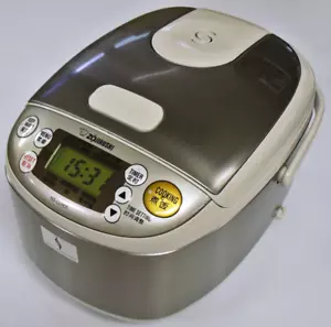 ZOJIRUSHI Micom type Overseas Rice Cooker/Warmer NS-LLH05-XA 3-cup  220~230V - Picture 1 of 8