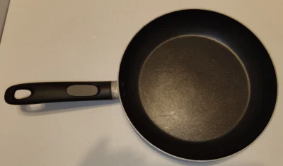 Mirro Saute pan 10 in Frying Pan no lid - Image 1 of 4