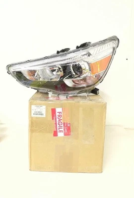 Nueva luz principal OEM 2011-2019 Mitsubishi Outlander Sport Xenon chip de montaje genuino Foto 1 de 4