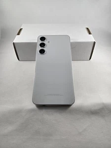 Samsung Galaxy S24+ PLUS 5G SM-926U1 256GB Silver UNLOCKED - Zdjęcie 1 z 10
