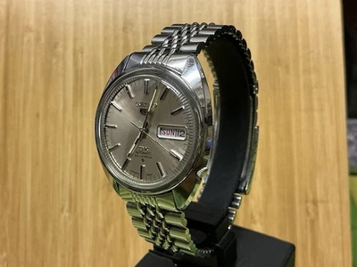 Seiko 6106-7000 Orologio Vintage Anni '60 • Raro e in Condizioni Eccellenti - Immagine 1 di 4