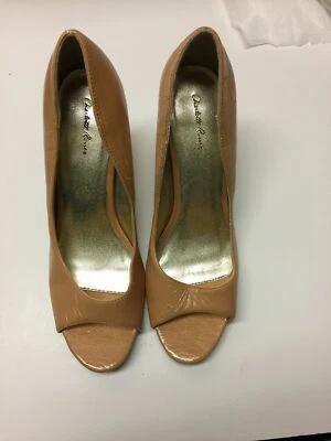 Charlotte Russe Talla 10. Tacón de 4 pulgadas rosa punta abierta rasguño en el talón izquierdo A193ss Foto 1 de 4