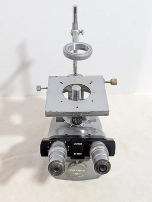 Microscopio compuesto invertido Unitron MIC3-539 4 objetivos para piezas de reparación Foto 1 de 4