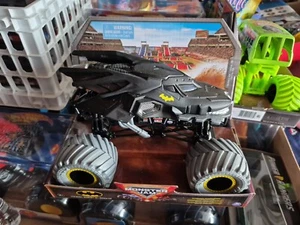 Hot Wheels Monster Jam 1:24 BATMAN BATMOBILE Die-Cast Metal Body 2023 Brand New - Picture 1 of 2