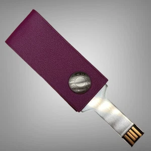 Hermes In the Pocket Lacie Key USB Drive 16GB Plum Leather New - Afbeelding 1 van 7