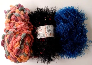 Lot of 3 Novelty Yarn Skeins Moda Dea Eyelash - Picture 1 of 5