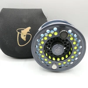 Carrete de pesca con mosca 4" RST Zirkon II/3 con bolsa suave perfecto estado con línea - Imagen 1 de 8