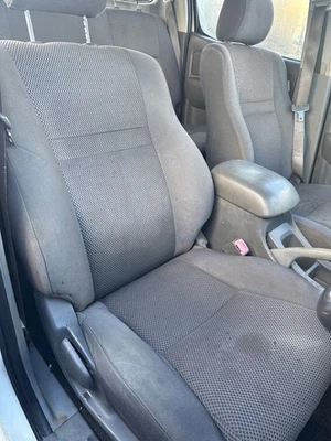 Toyota Hilux 2012 KUN26R 150 Workmate Dual Cab Front Seats - image 1 of 4