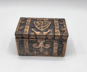 Antique Miniature bronze Treasure chess jewelry box 3 1/2 "L X 1 7/8" H 2 1/4" - Picture 1 of 6