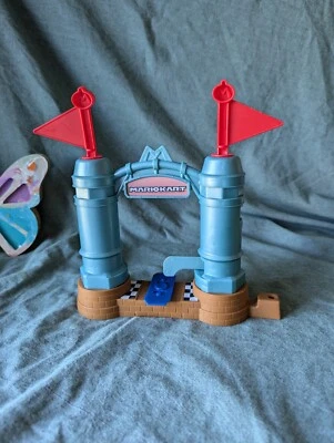 Mario Kart Hot Wheels Circuit Track Replacement Nintendo Arch Finish Line Flags  - Image 1 of 4