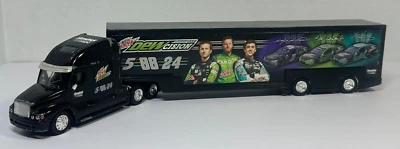 Tractor y camión Lionell Nascar Earnhardt Elliott 2016 "Dewcision" 1:64 Foto 1 de 4