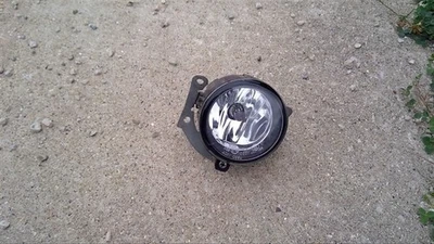 2012 12 Mitsubishi Lancer Right Front Fog Light Lamp with bezel 51858 - Image 1 of 4