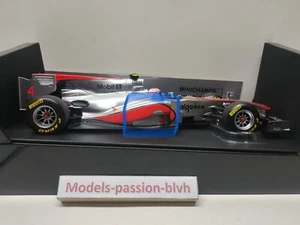 McLaren Mercedes Button Showcar 2011 1/18 F1 DÉFAUT Description - Foto 1 di 19