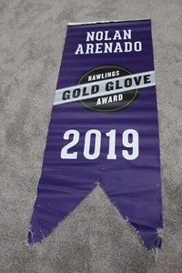 Nolan Arenado Gold Glove Award Colorado Rockies Stadion geflogen Banner RAR!! - Bild 1 von 5