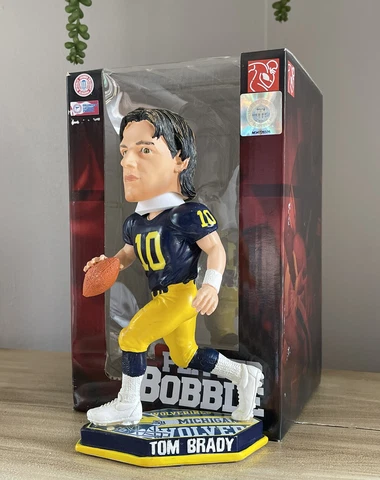 TOM BRADY Michigan Wolverines Legend “Thematic Football Base” Bobblehead NIB! Cover