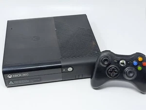 Console Xbox 360 E Console 320GB w/ OEM Controller & All Necessary Cables - Picture 1 of 10