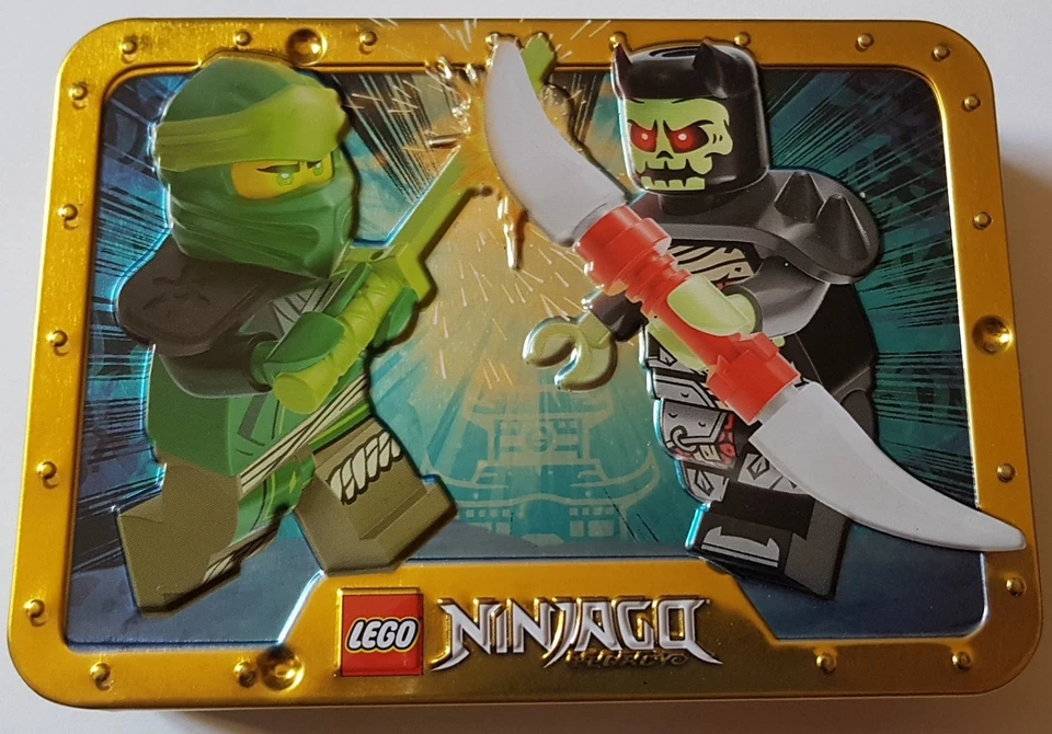 LEGO Ninjago: Lloyd vs. Caja metálica Bone Warrior Foto 1 de 1