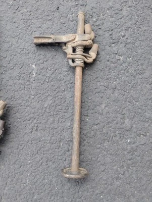 PORSCHE / VW 911 BILSTEIN TYPE DBP FLOOR JACK - Image 1 of 3