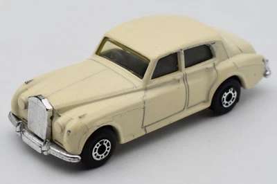 Matchbox Superfast Rolls Royce Silver Cloud creme. Made in Macau - Bild 1 von 4