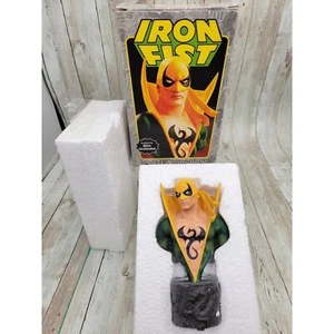 Marvel Iron Fist Mini Bust da collezione 5,5" 1:8 731/4000 Bowen Designs 1999 - Foto 1 di 10