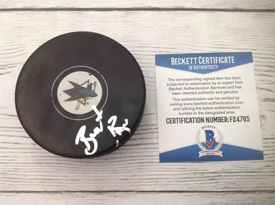 Disco de hockey Brent Burns firmado autografiado SJ San Jose Sharks Beckett certificado de autenticidad BAS a Foto 1 de 4