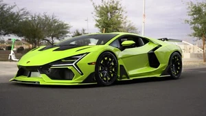 2024 Lamborghini Revuelto RARE Bespoke carbon aero 1 of 1 -Call Sy 480-695-5002 - Picture 1 of 40