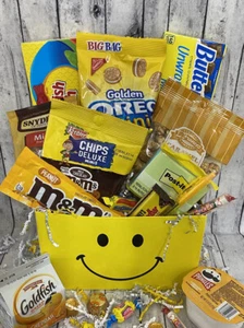 SMILE GIFT BASKET, SNACK GIFT BOX, GET WELL CARE PACKAGE, CANDY GIFT, SNACK BOX - Picture 1 of 10