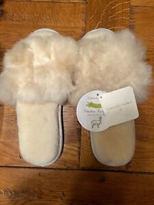 Samantha Holmes Alpaca Wool Slippers Gray Womens Size 5-6 Suede 