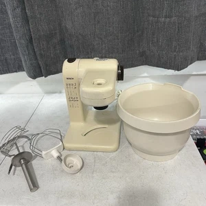 Miscelatore universale Bosch vintage modello UM 4 ciotole 3 attacchi coperchio ciotola testato - Foto 1 di 7