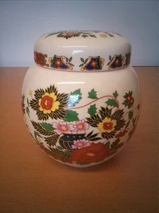 Vintage Sadler Pottery Ginger Jar. Floral with Lid VGC ❤️ CHARITY Free P&P - Picture 1 of 7