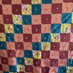 Vintage Homemade Grannycore Patchwork Quilt 100”x 90” W/ 7 “ Squares - Picture 1 of 6