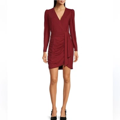 NUEVO Vestido Alex Marie Bodycon Rojo Metálico Imitación Envolvente Vacaciones Glamour Cóctel Fiesta Foto 1 de 4