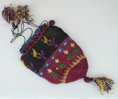VICTORIAN CHILDREN'S CROCHETED DRAWSTRING PURSE FLAPPER - 5" WITHOUT TASSLE - Image 1 of 2