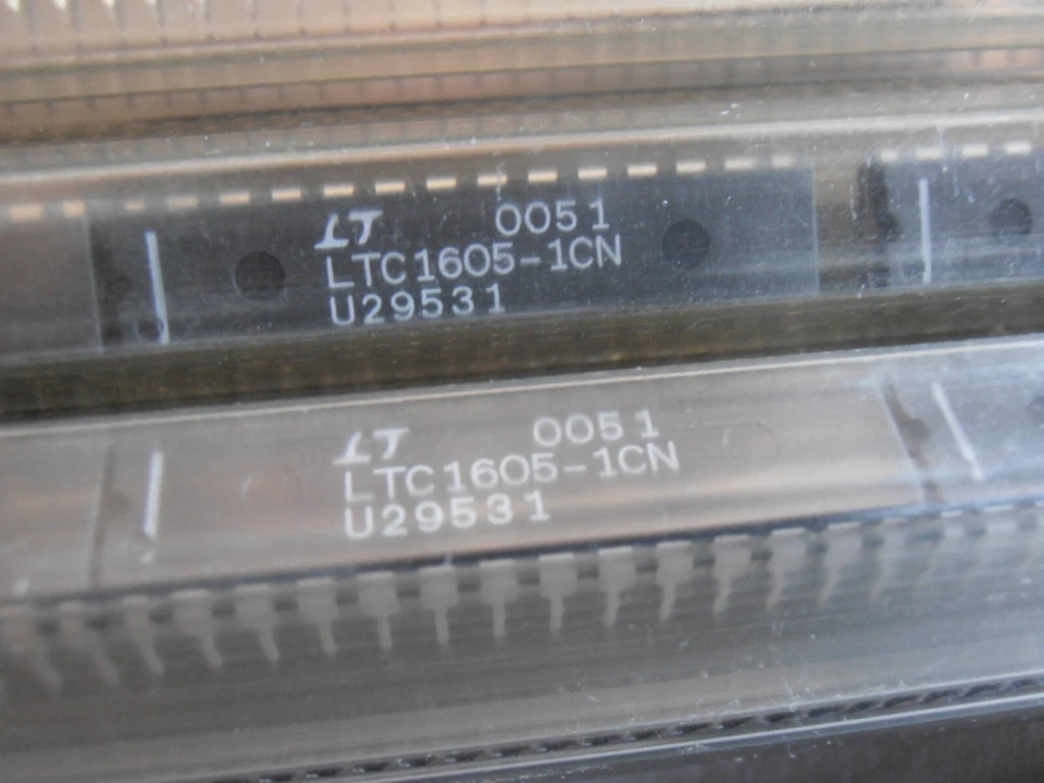 LTC1605-1CN     ADC 100ksps 16-Bit ADC 0V to 4V - Image 1 of 1