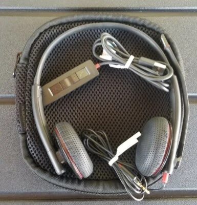 Plantronics Blackwire 300 DA Estéreo USB PC Computadora Auriculares Estuche 325T Envío Rápido Foto 1 de 4