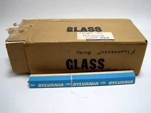 Lot of 22 NEW Sylvania F6T5/CW Florescent Bulbs 9" - Picture 1 of 3