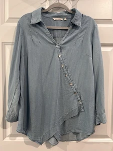 Top tunica tencel blu lavato Soft Surroundings taglia L chambray denim asimmetrico - Foto 1 di 9