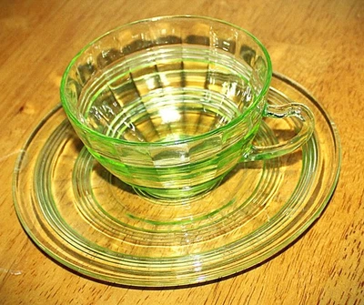 Hocking Glass ~ CIRCLE GREEN FLAT CUP AND SAUCER SET (1930-1935) VGUC - Vintage - Image 1 of 4