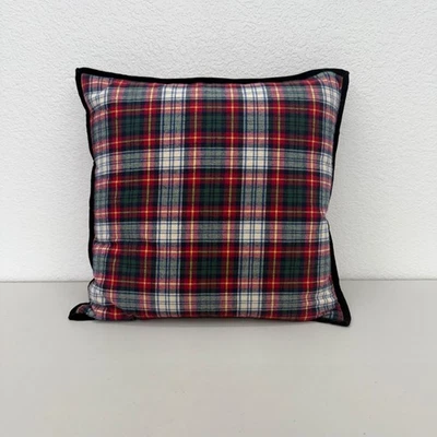 Lauren Ralph Lauren Holiday Tartan xadrez pluma travesseiro decoração para casa - Imagem 1 de 4