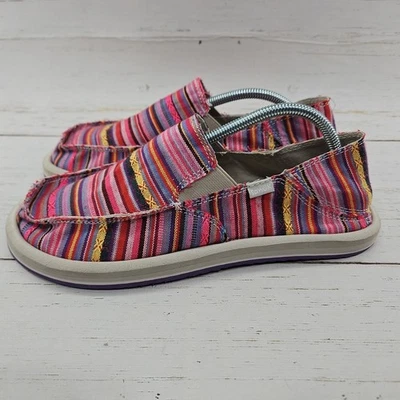 Женское одеяло для серфинга на тротуаре Sanuk Donna 6 цвет розовый фиолетовый без шнуровки на плоской подошве - Изображение 1 из 4