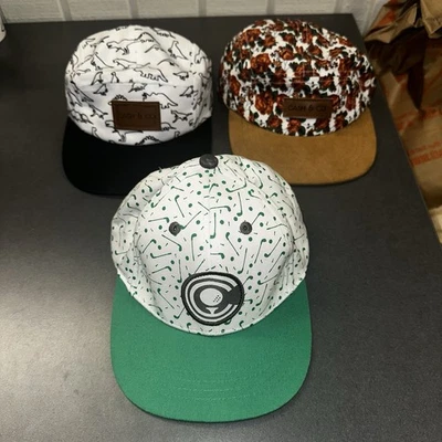 Lote x3 Cash & Co Gorra Gorra SnapBack S/M Golf Dinosaurio Floral Niños Jóvenes Usada en Excelente Condición Foto 1 de 4