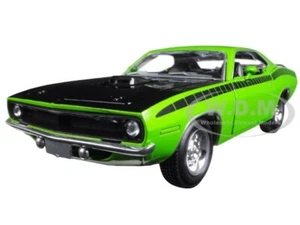 1970 PLYMOUTH BARRACUDA GREEN 1/25 DIECAST MODEL CAR BY NEW RAY 71873 A - Picture 1 of 6