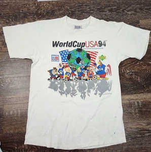 Vintage 1994 World Cup USA Looney Tunes Soccer Size Large T Shirt Single Stitch - Picture 1 of 11