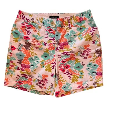 Lands’ End Size 8 Chino Shorts White Floral Print Fit 2 Flat Front Women’s - Image 1 of 4