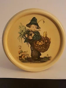 VINTAGE BERTA HUMMEL GLAZED CHALKWARE EASTER GREETINGS ROUND WALL PLAQUE - Picture 1 of 10