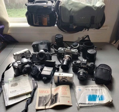 Lote de cámaras y equipos vintage. Canon, Pentax, Minolta, Polaroid, Olympus. Foto 1 de 4