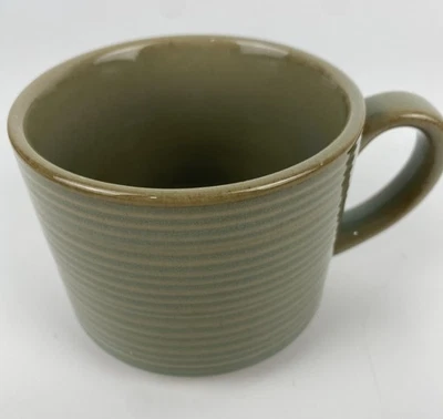 Taza de café Hearth and Home acanalada verde con toque de azul excelente estado Foto 1 de 4