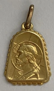 18K Yellow Gold Jesus Christ Pendant Our Lord Pendant 1.7G - Picture 1 of 7