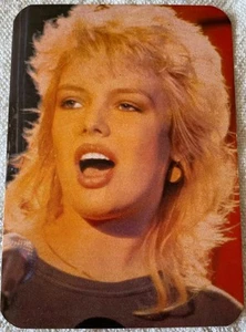⭕VTG Tarjeta Bolsillo Calendario 1985 Kim Wilde Portugal Grupo Música Cantante - Imagen 1 de 2