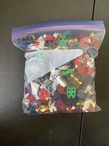 Lote a granel de piezas de minifiguras Lego - sin cabezas - torso/piernas solo 250+ piezas - Imagen 1 de 2